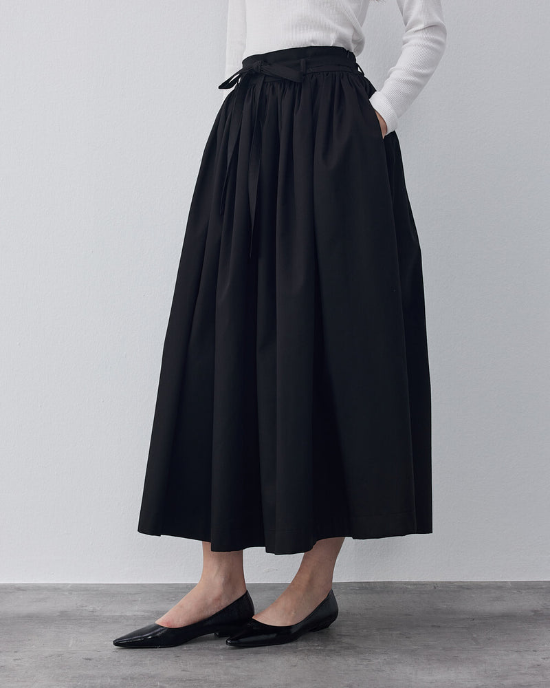 Gabardine Balloon Skirt