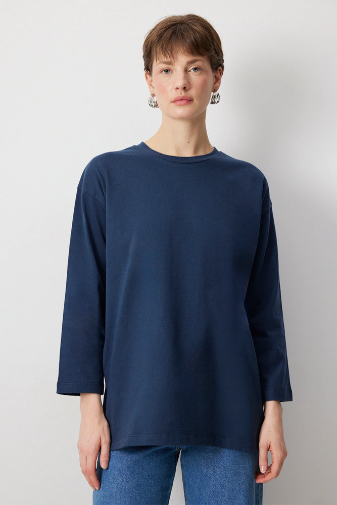 Basic Long Sleeve T-Shirt